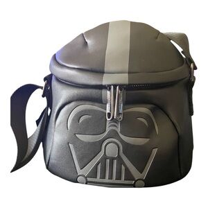 NWT-DISNEY-STAR WARS-DARTH VADER HELMET CROSSBODY BAG